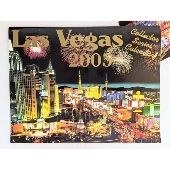 Vtg Las Vegas Casino Poker Chips Souvenir Collector Buttons Calendar Postcards - Picture 3 of 10